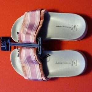 𝅺FOOTWEAR International Concepts Footwear brand new with tags